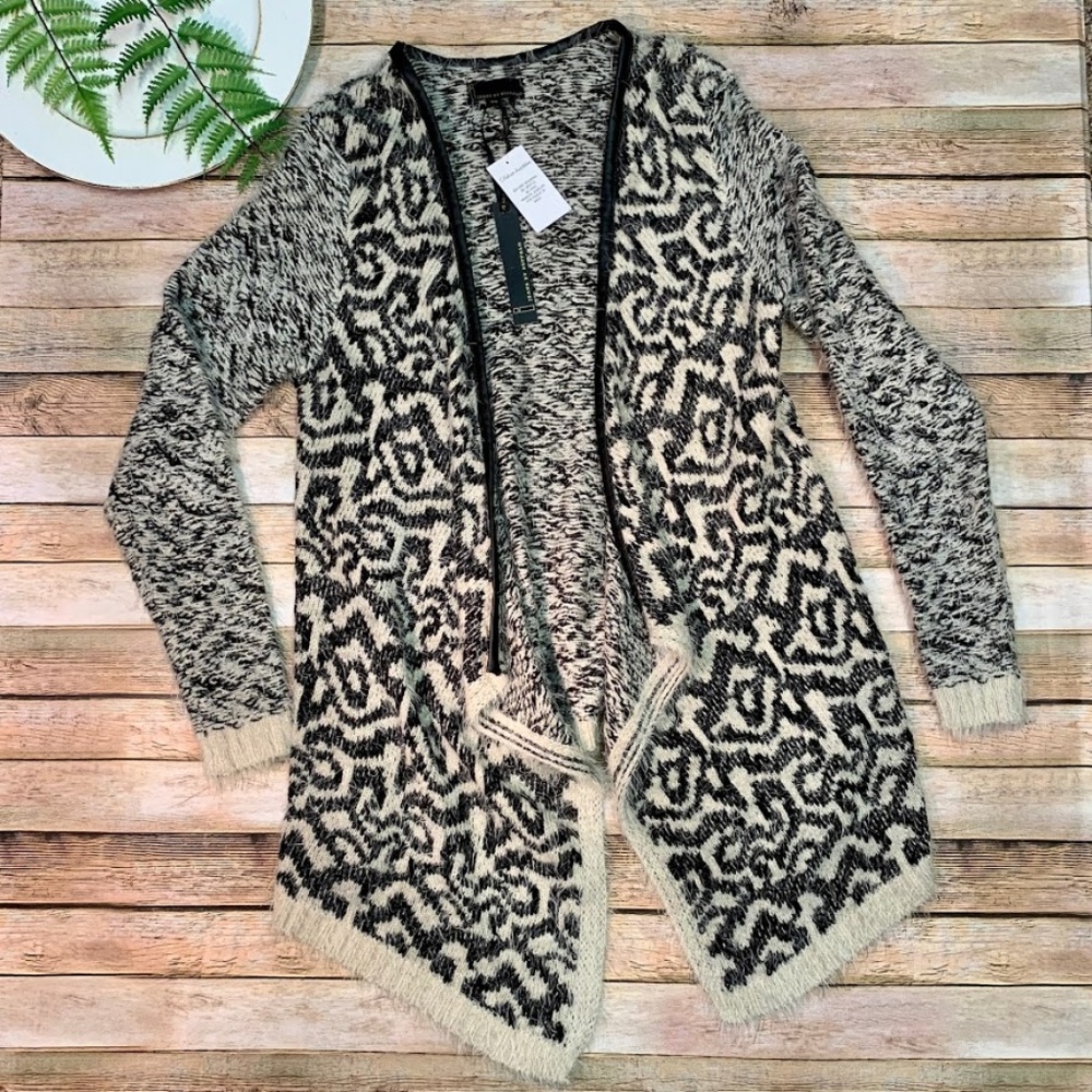 Jeans By Buffalo Women's M Sweater Fuzzy Cardigan